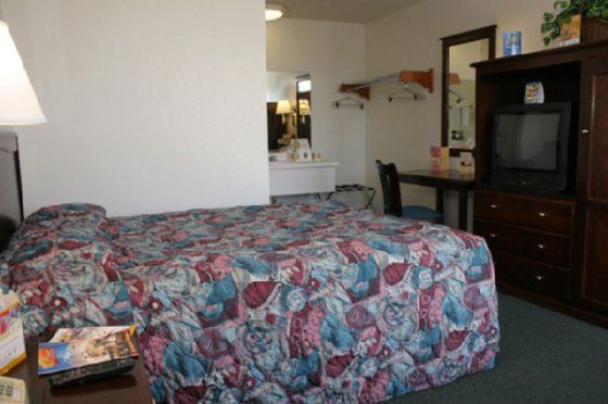 Kings Inn Anaheim At The Park & Convention Center Δωμάτιο φωτογραφία