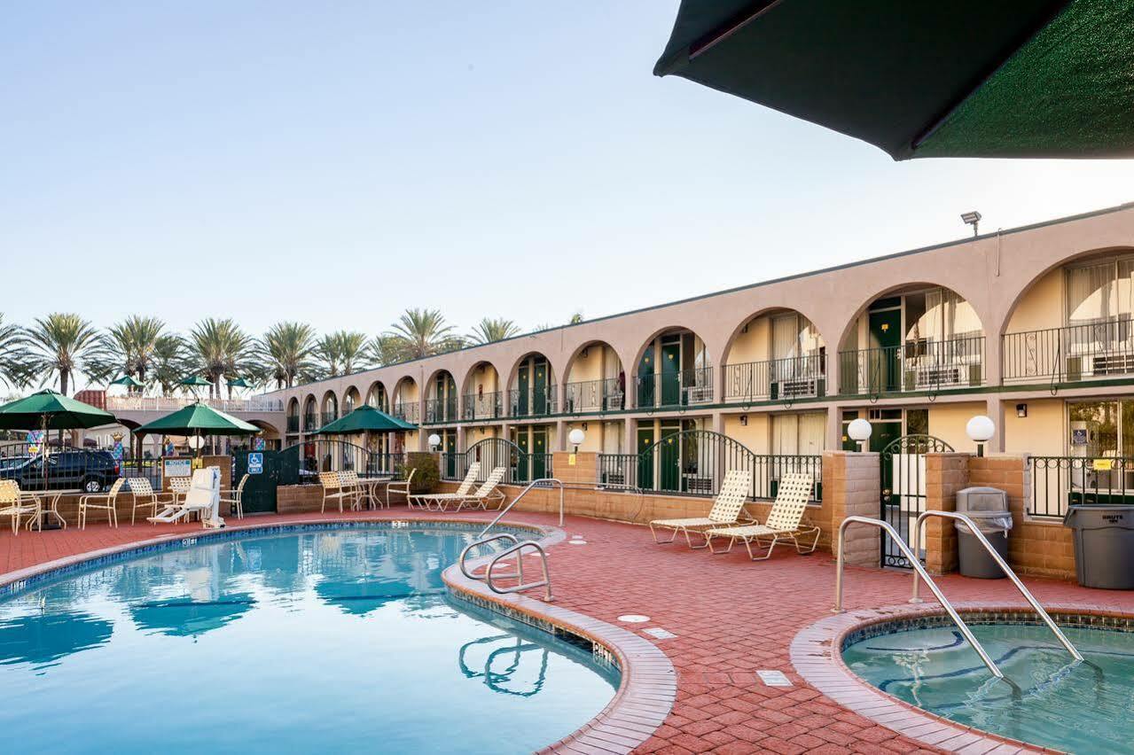 Kings Inn Anaheim At The Park & Convention Center Εξωτερικό φωτογραφία